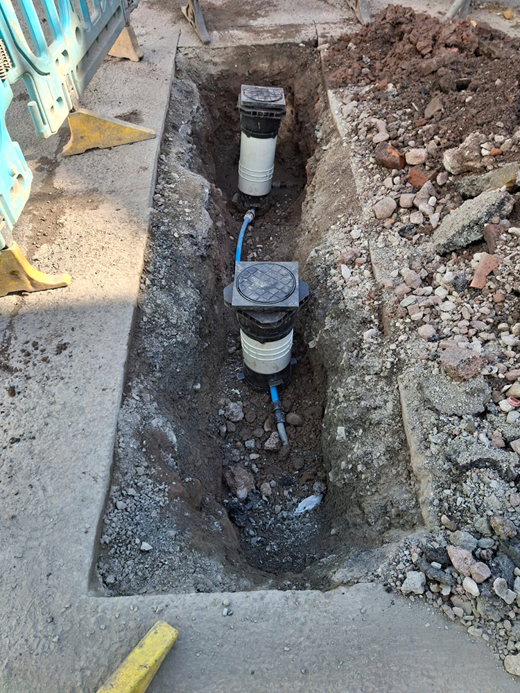 Ivanhoe Groundworks replacing water pipes 