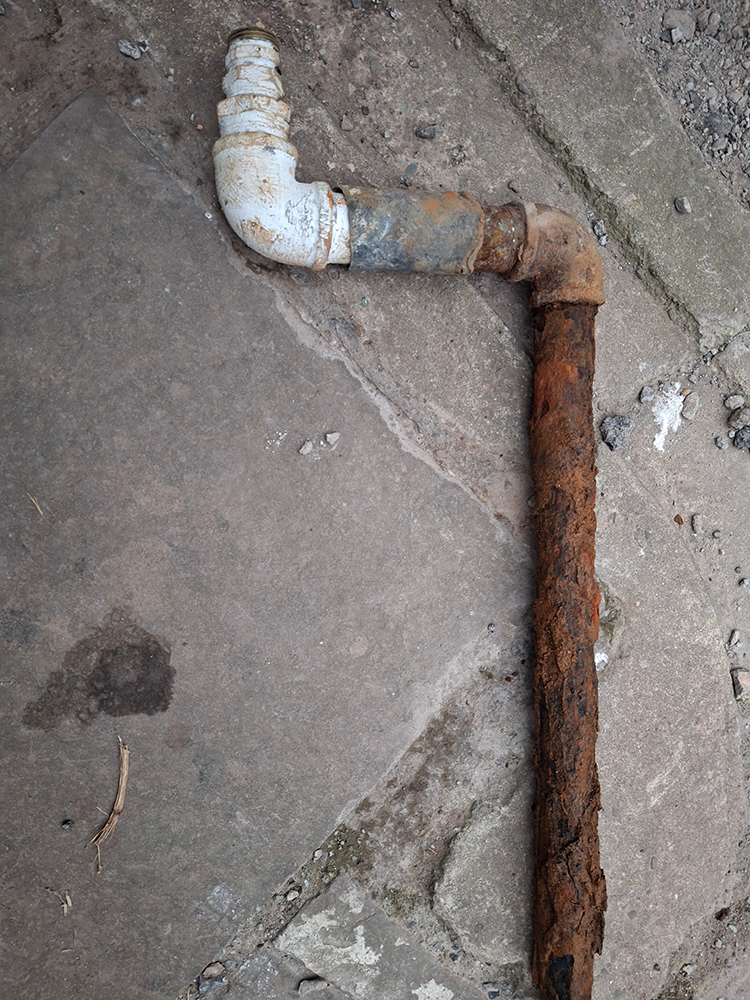 Ivanhoe Groundworks corroded water pipe